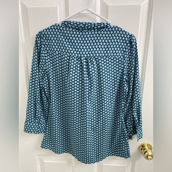 EUC Banana Republic Button Down Patterned Blouse Sz S - Picture 2 of 4